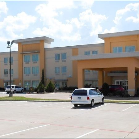 La Quinta Inn And Suites Joshua 외부 사진